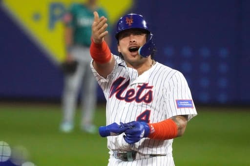 Mets’ Francisco Alvarez to undergo MRI after jamming thumb in win over Mariners