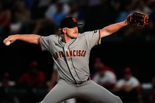 Lee homers twice, Webb tosses 6 shutout innings as Giants deal Rangers 6th straight loss