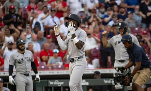Fried becomes first 10-game winner as Domínguez and Grisham power Yankees to 7-1 victory over Reds