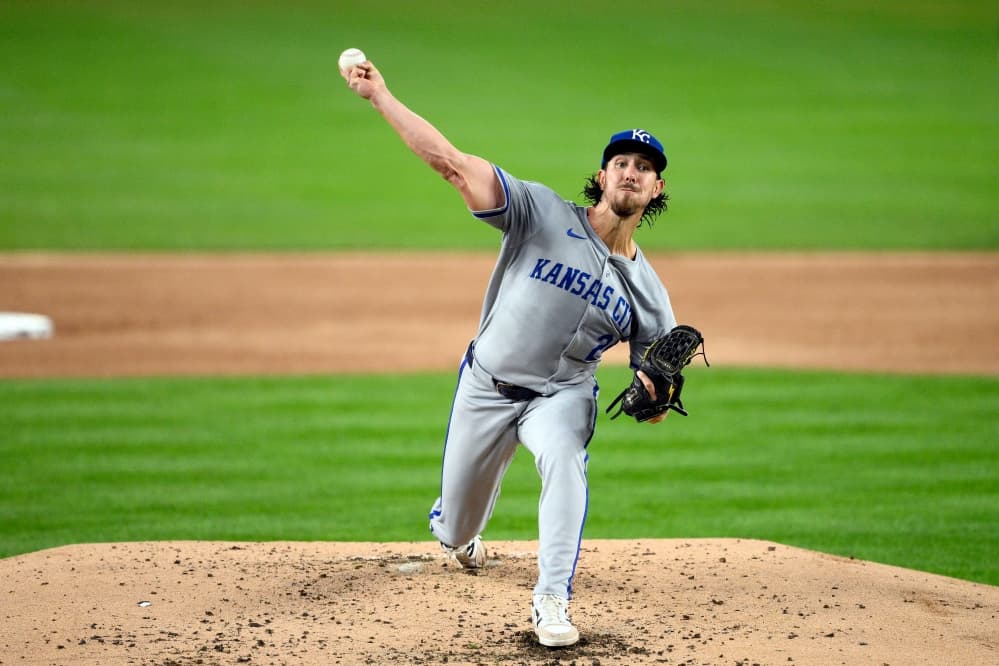 Royals agree with RHP Michael Lorenzen on $7 million, 1-year contract, AP source says
