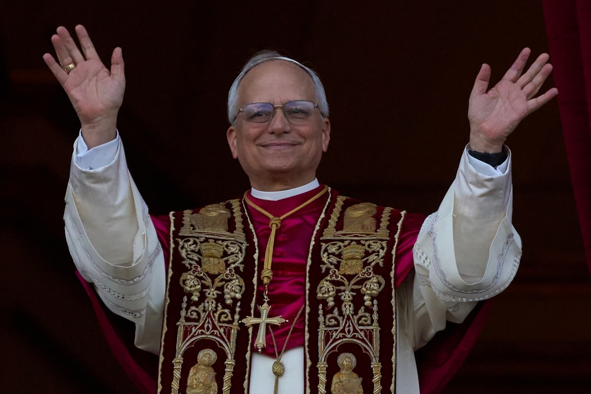 Chicago Native Pope Leo Incites Commentary About Baseball Fandom