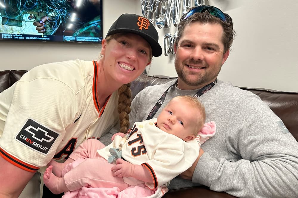 Giants’ Alyssa Nakken coaches first regular season game as a mom with baby daughter at the ballpark