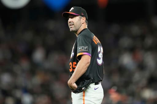 Justin Verlander wins first home game since joining Giants as San Francisco beats Cubs 5-2