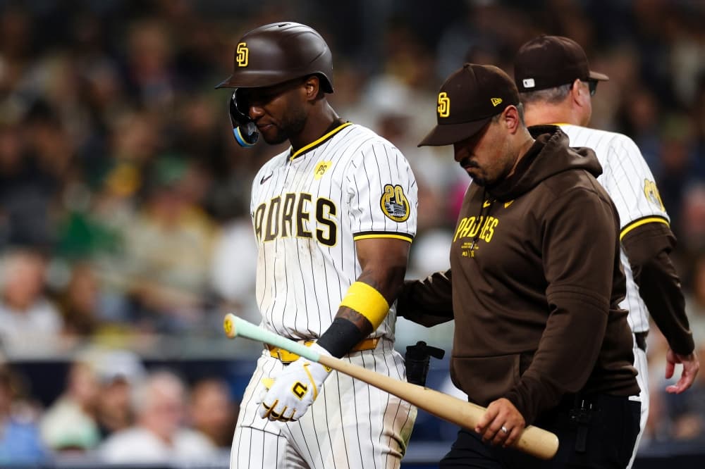 Jurickson Profar is out of the Padres’ lineup with patellar tendinitis in his left knee