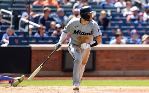 Petersen, Mack, Edwards lead the Marlins to a 2-0 win over the Mets