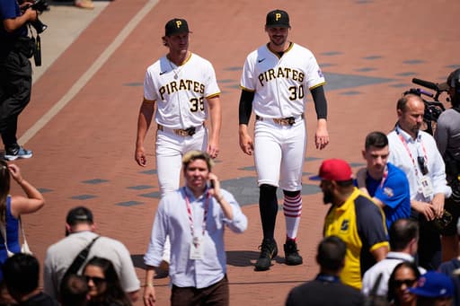 Baseball’s All-Stars don’t like MLB’s salary cap proposal but say there’s time to find a deal