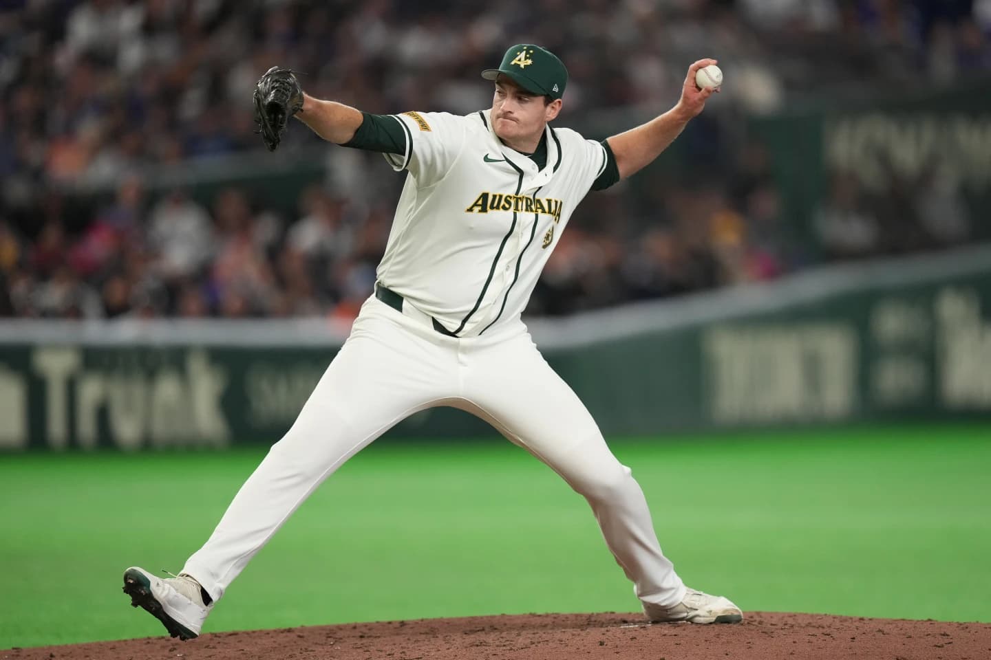 2026 World Baseball Classic: Australia Blanks Chinese Taipei 3-0 in Pool C Opener