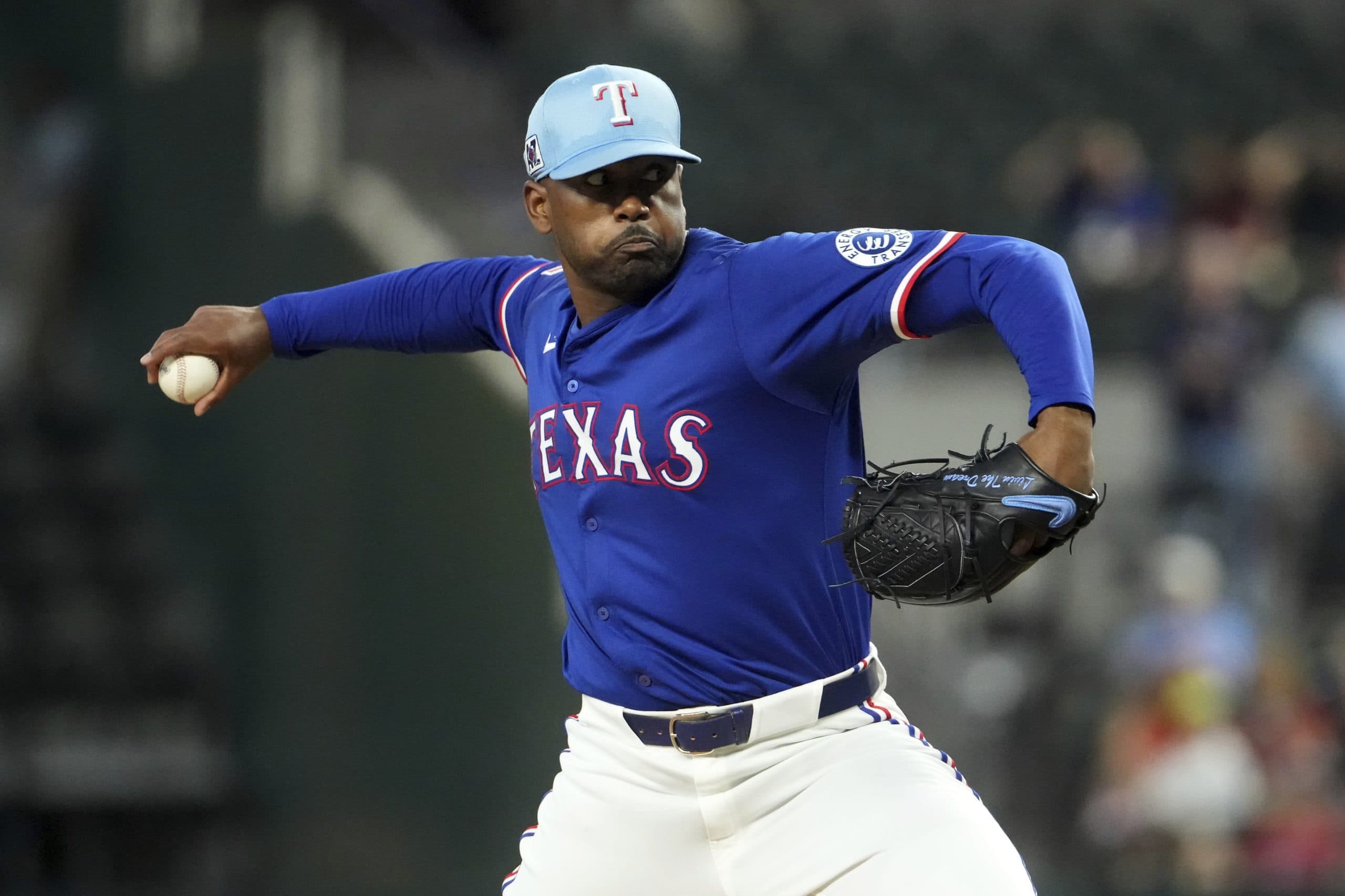 Kumar Rocker gets assist from pickle juice in win as Rangers top White Sox 2-1
