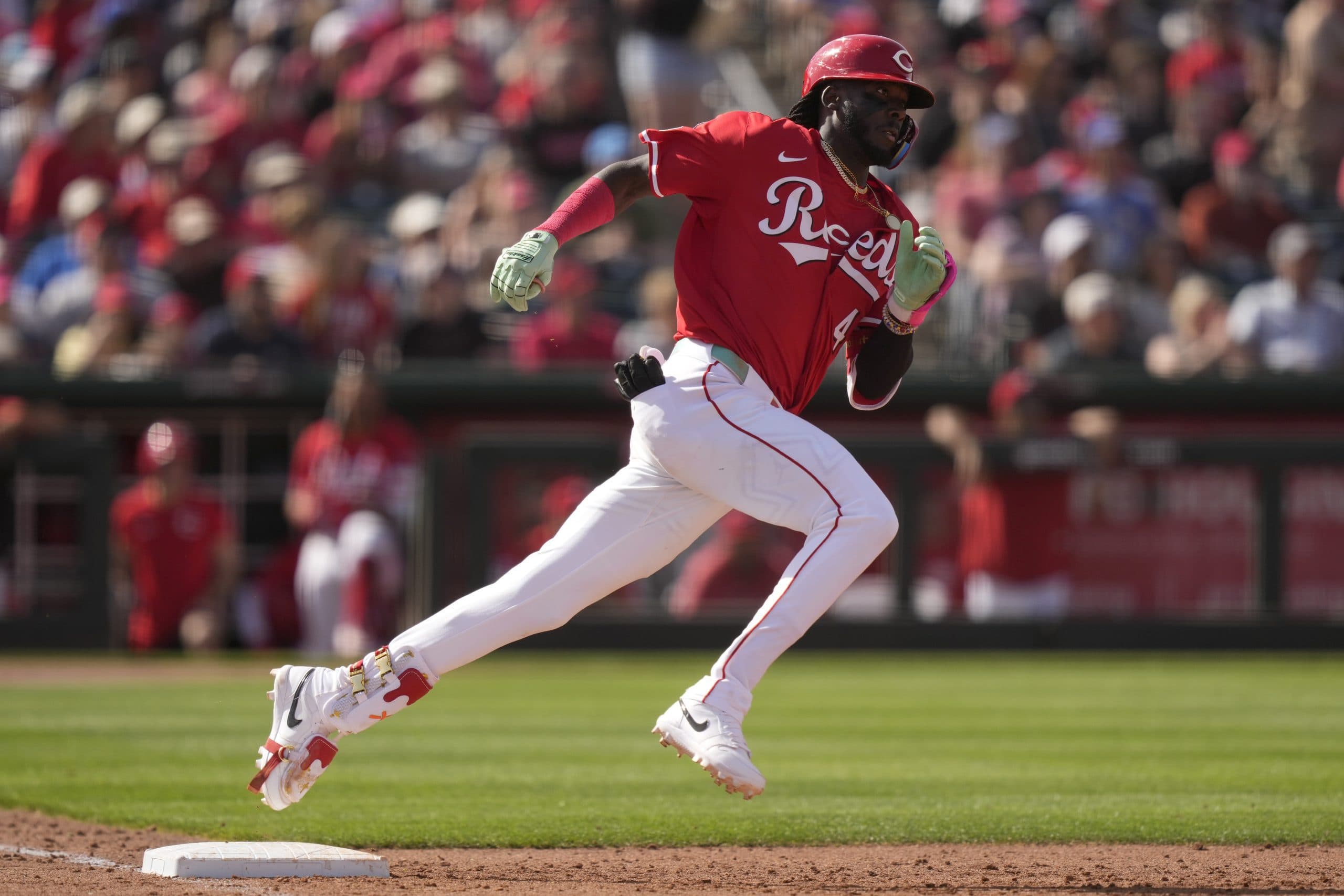 Henderson and De La Cruz Among 11 Players Whose Contracts Unilaterally Renewed by Their Teams