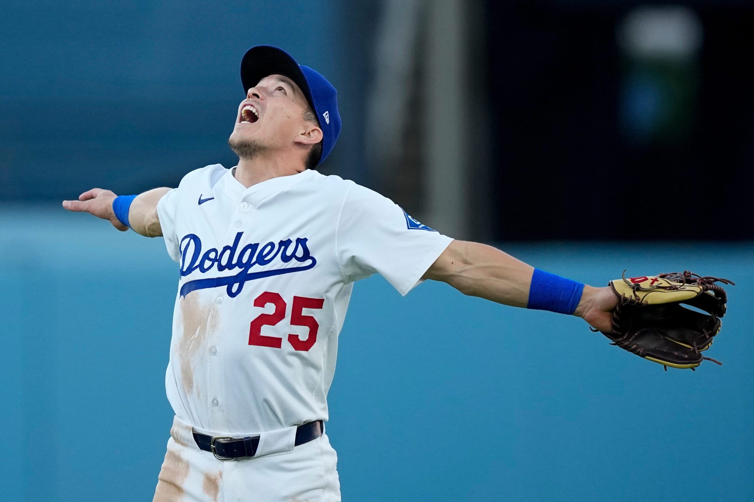 Dodgers’ Tommy Edman to have ankle surgery next week, eyes spring training return