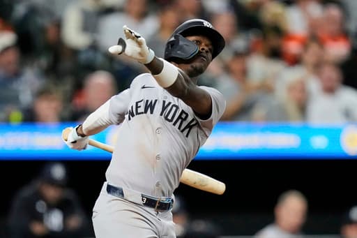 Yankees 2B Jazz Chisholm Jr. leaves in 1st inning with right oblique discomfort
