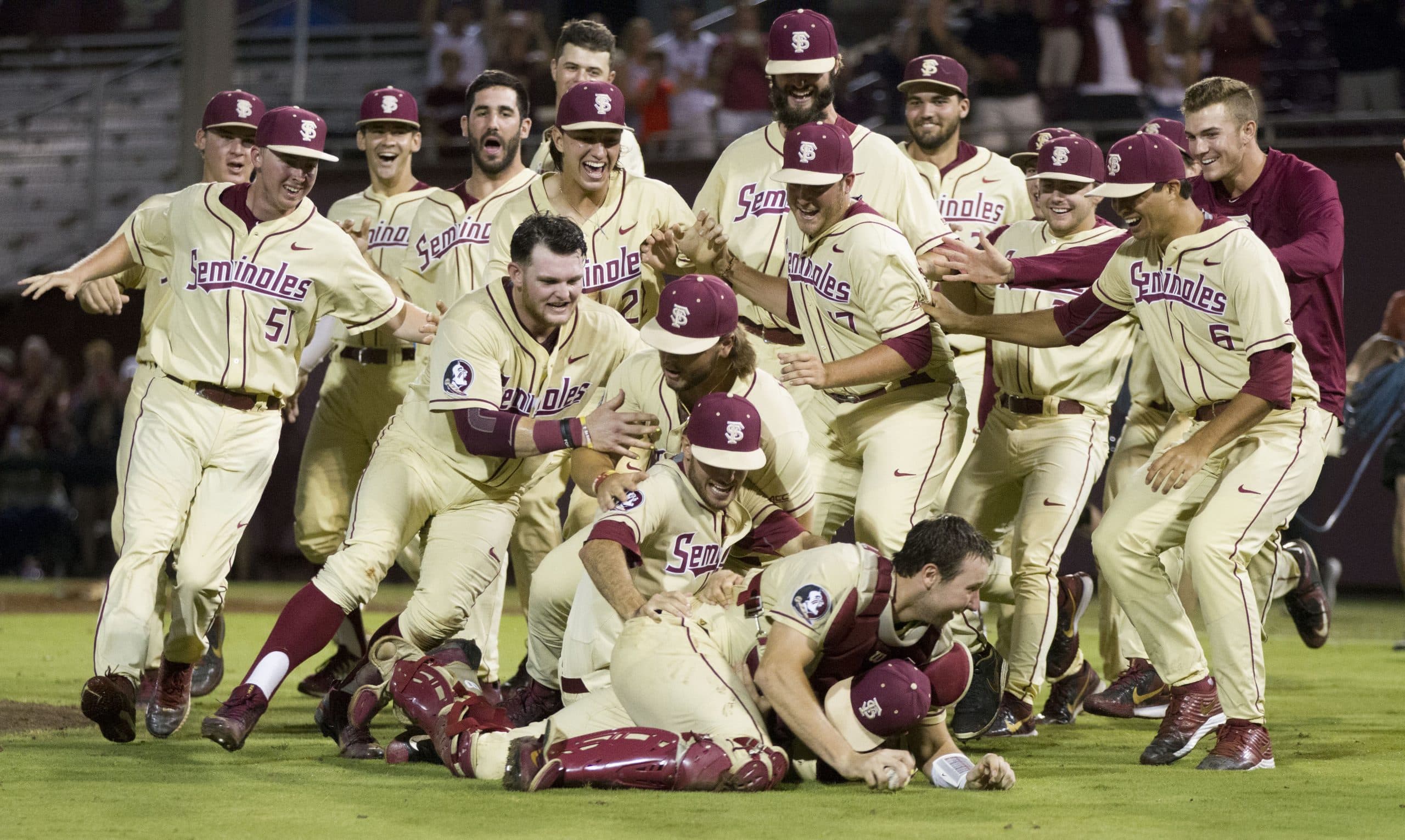 Florida State Seminoles to Play Auburn and Alabama in Fall Exhibitions 