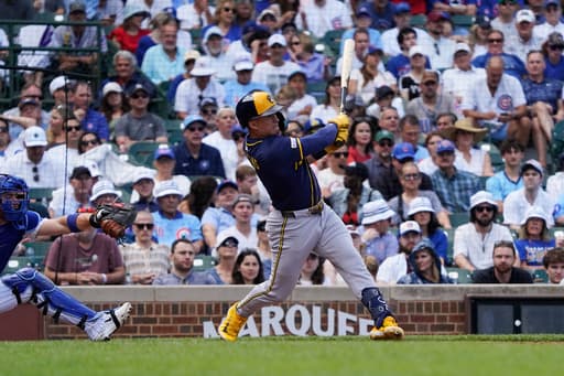 Crow-Armstrong hits his 20th homer but the Brewers outslug the Cubs, 8-7
