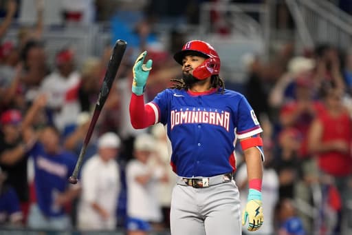 Fernando Tatis Jr. ignites the Dominican Republic with a grand slam, sealing a WBC quarterfinal spot