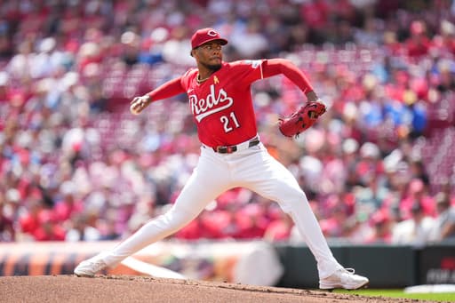 Greene strikes out 12, Reds beat Mets 3-2 after Sproat takes no-hit bid into 6th of big league debut