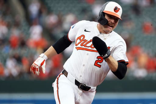 Garcia goes deep twice as Royals hit a club-record 7 HRs in 11-6 win over Orioles