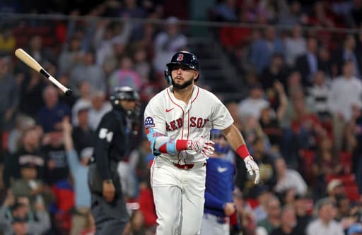 Alex Bregman, Wilyer Abreu carry Red Sox past Rangers, 6-4