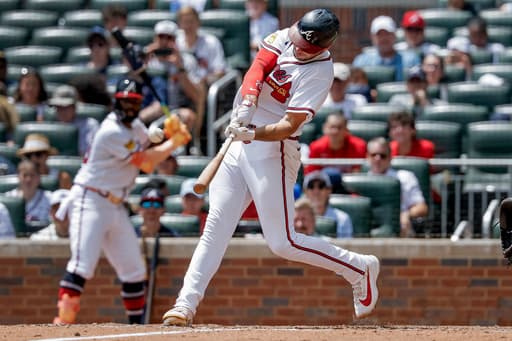 Yastrzemski and Olson hit home runs as Braves top slumping Nationals 4-2 to complete 4-game sweep