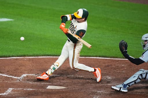 Alonso and Holliday homer and Orioles hand Tigers seventh straight loss with a 7-4 victory