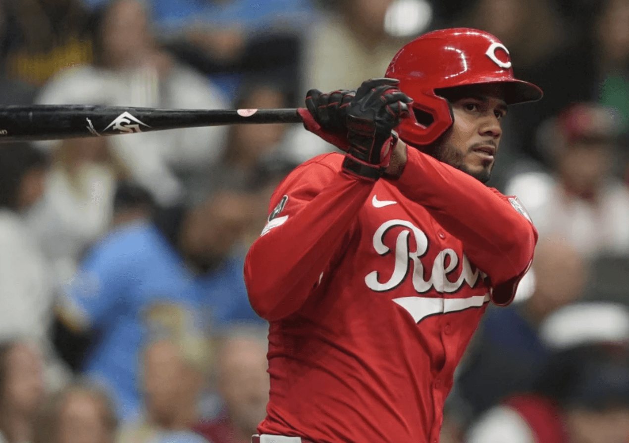 Reds snap 35-inning scoreless streak with 8th-inning sac fly against Brewers