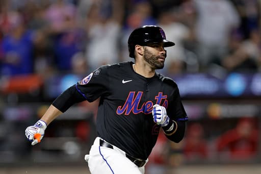 Six-time All-Star J.D. Martinez joins Mets as a special assistant to baseball operations