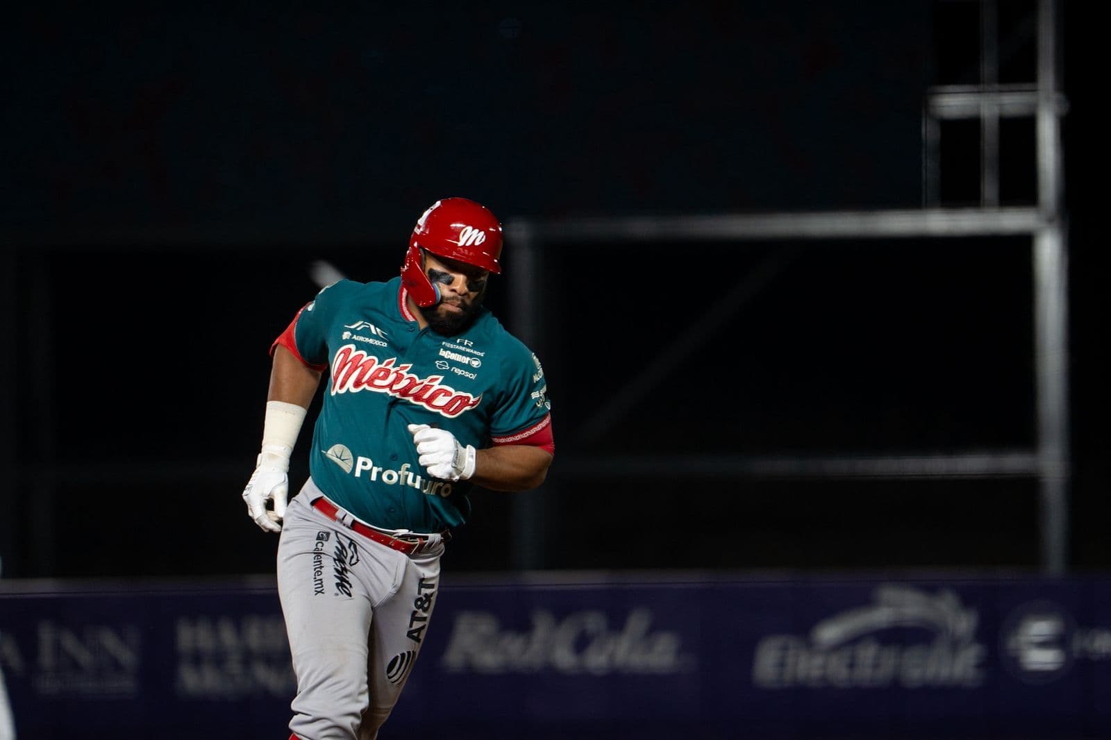 Liga Mexicana de Beisbol: Diablos Rojos del Mexico, Algodoneros de Union Laguna Each Score 22 Runs To Win