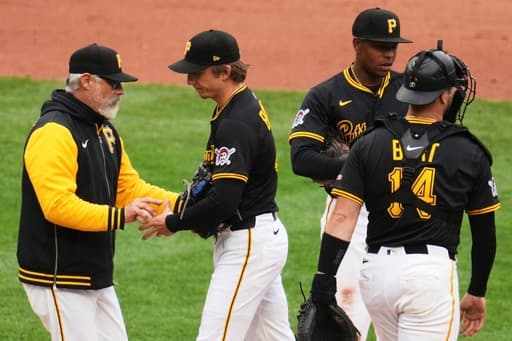 Pham’s single in the 11th inning lifts the Pirates to a 5-4 victory over the Yankees