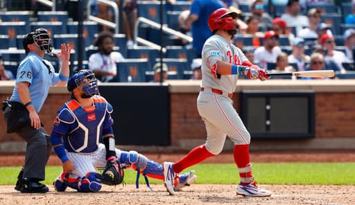 Kyle Schwarber sets Phillies record with MLB-best 30th homer in 5-4 win over Mets