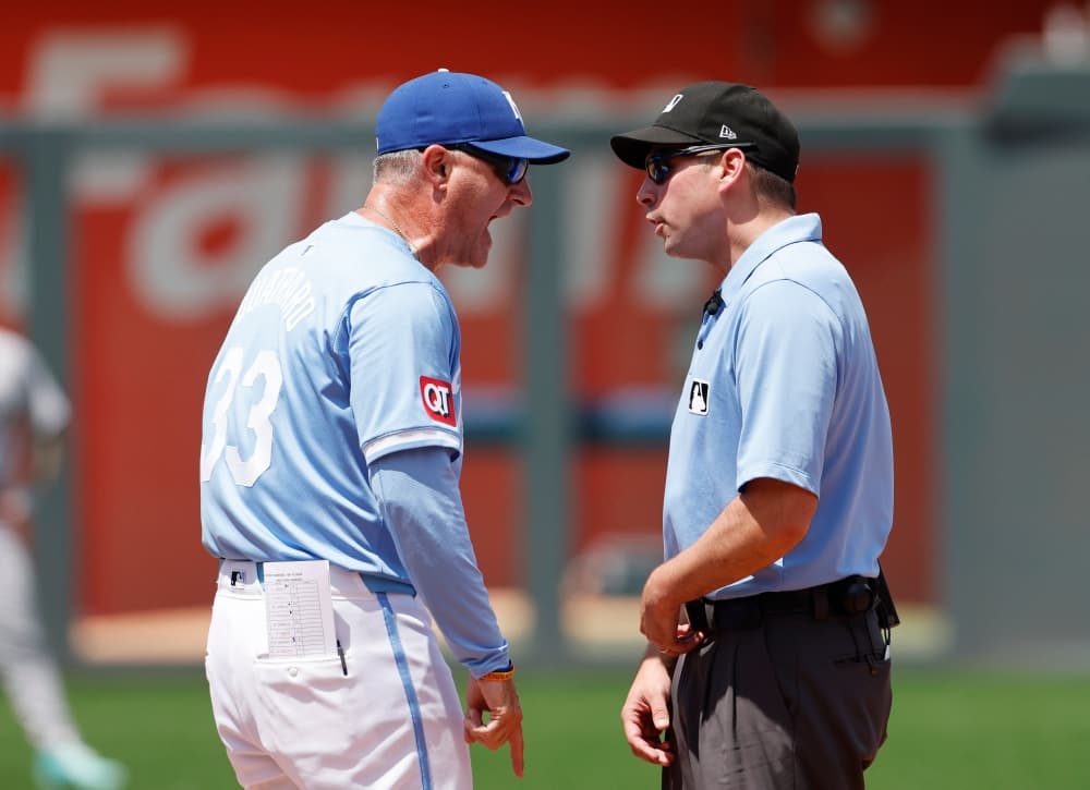 Royals avoid a four-game sweep with 4-3 victory over Yankees