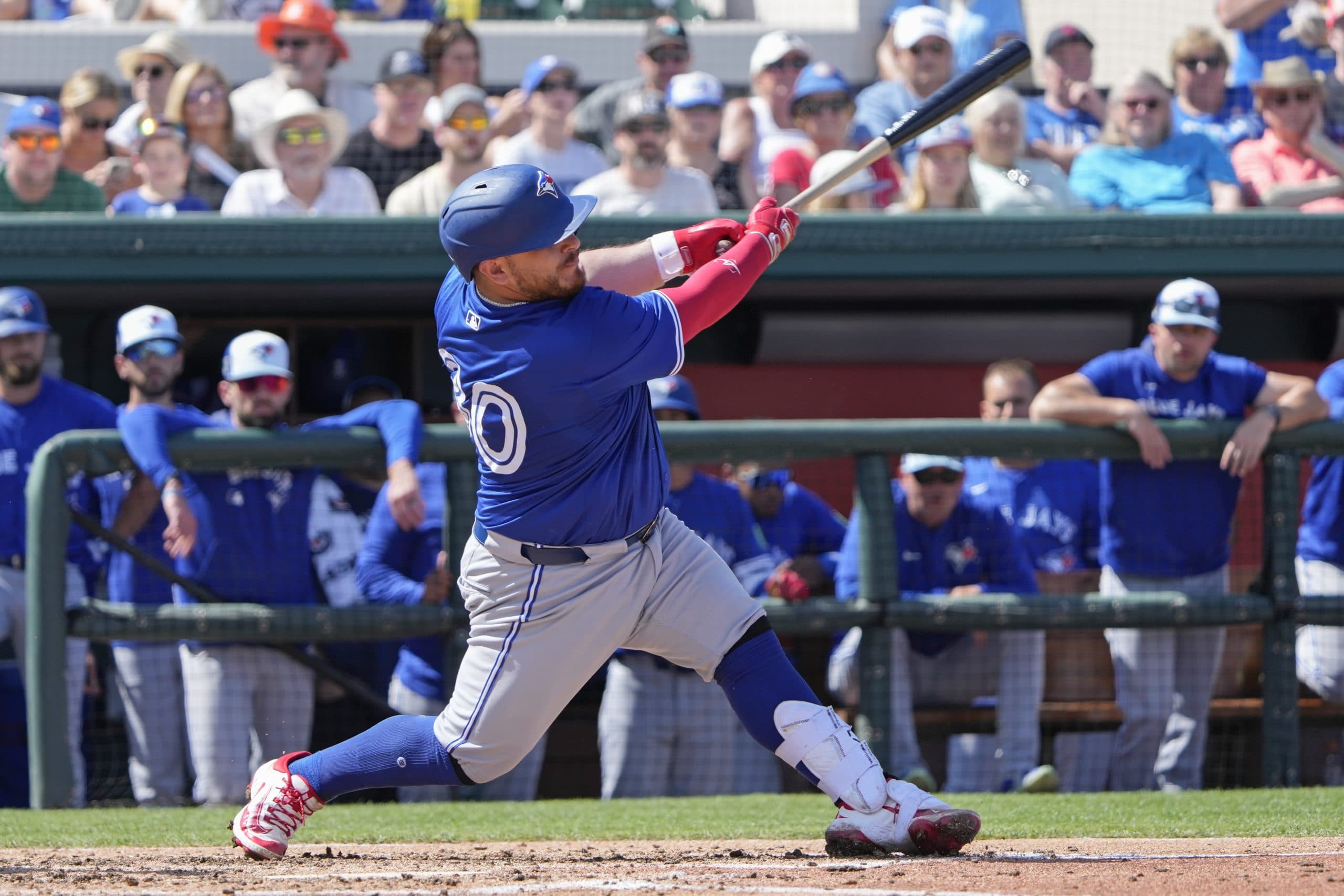 Blue Jays catcher Alejandro Kirk finalizes $58 million contract for 2026-30