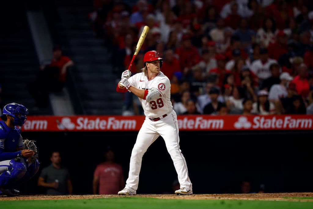 Two Former Seibu Lions Players Infielder David MacKinnon Signs With Samsung Lions and Left-Handed Pitcher Dietrich Enns Inks Deal With LG Twins For 2024 Korean Baseball Organization Regular Season 