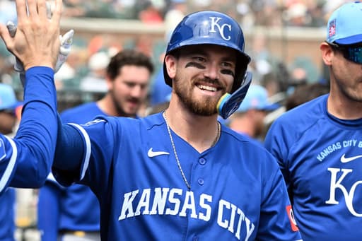 Nick Loftin and Salvador Perez hit late-inning home runs as Royals rally to beat Tigers 3-2