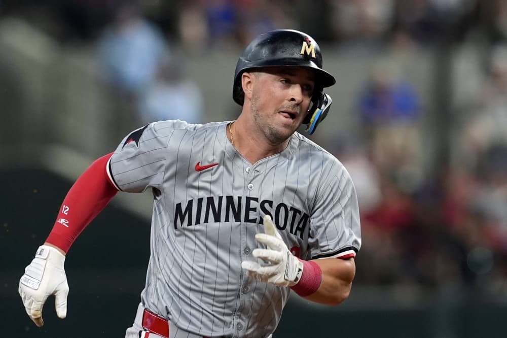 Kyle Farmer and Manuel Margot become free agents after Twins decline options