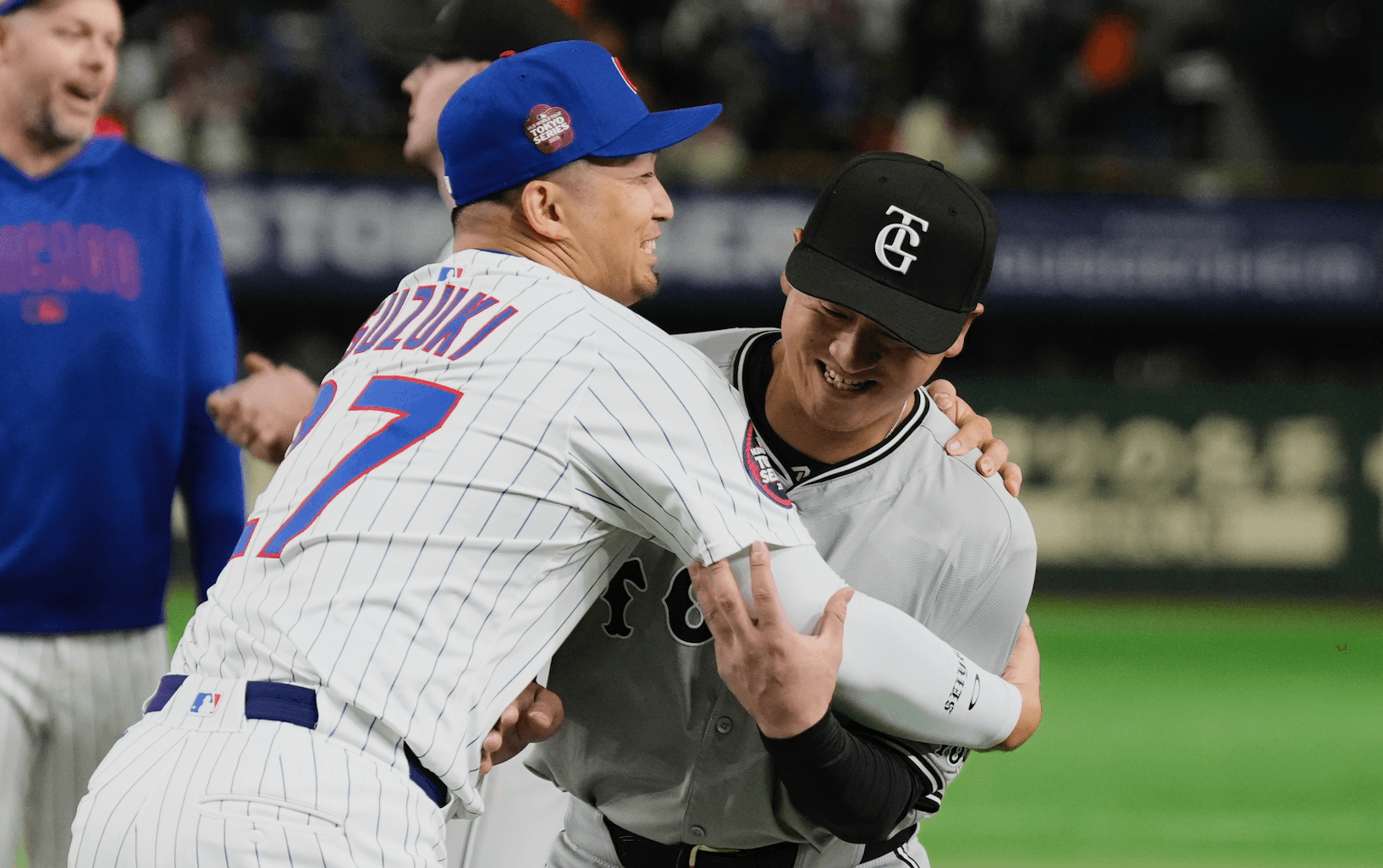 Hanshin Tigers Shut Out Dodgers; Cubs Push Past Yomiuri Giants