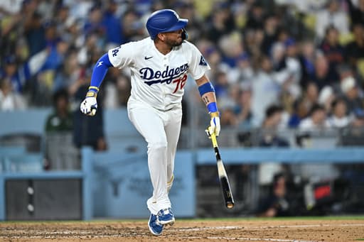 Miguel Rojas’ pinch-hit home run in the 7th lifts the Dodgers to a 4-3 victory over the Rays