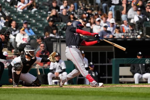 Abrams’ sacrifice fly, Tena’s pinch-hit HR in the 10th lift Nationals over White Sox 2-1