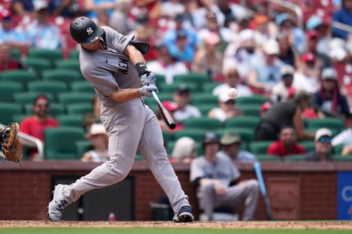 Bellinger, Goldschmidt help Yankees beat Cardinals 8-4 for sweep series