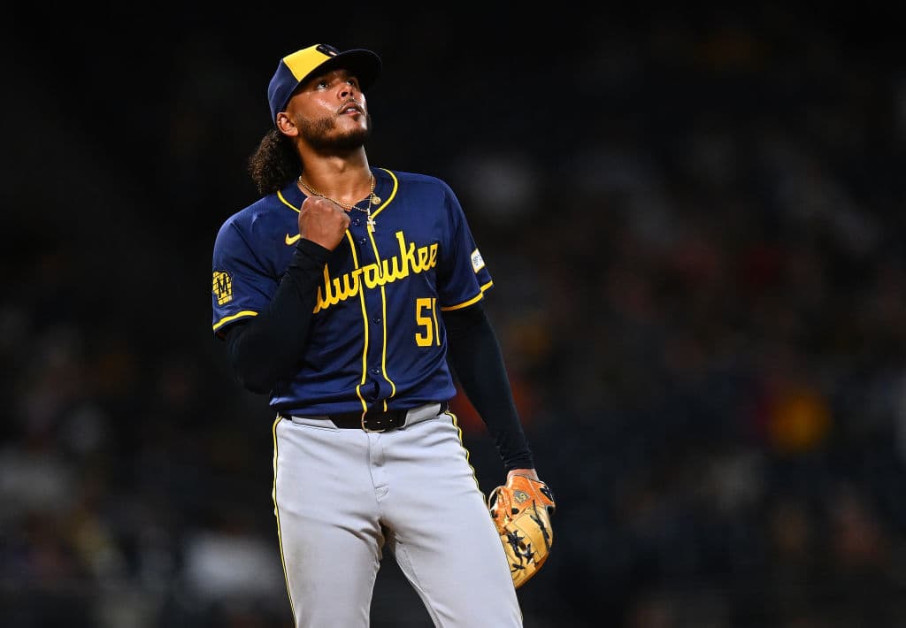 Milwaukee Brewers Pitcher Freddy Peralta Commits to D.R. for 2026 WBC