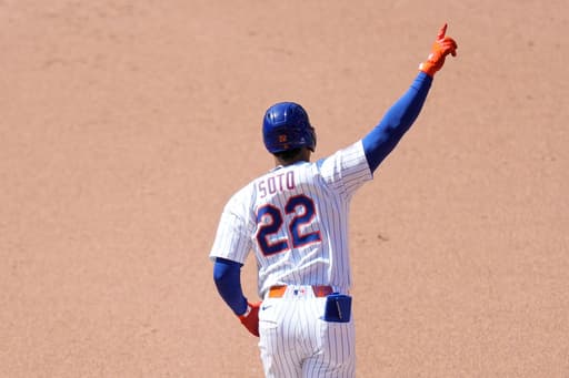 Soto ends Citi Field homer drought by hitting 2 in Mets’ loss to Diamondbacks