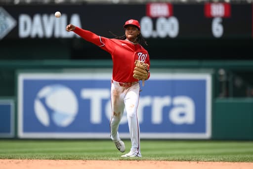 Nationals shortstop CJ Abrams a late scratch vs. Phillies with left side tightness