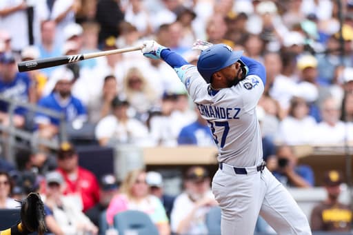 Teoscar Hernández hits a 3-run homer and the Dodgers beat the Padres 5-2 to win the series