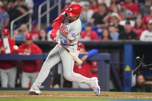 Bryson Stott’s 3-run homer and Jesús Luzardo’s strong outing help Phillies beat Marlins 7-2