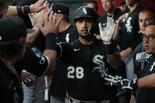 White Sox right fielder Pereira leaves game against Angels with right shoulder soreness
