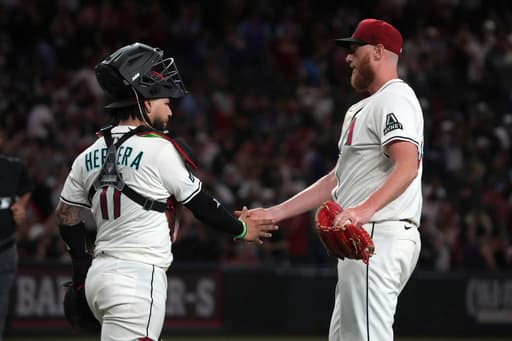 Naylor drives in go-ahead run, Diamondbacks overcome 2-run deficit to beat Brewers 5-2