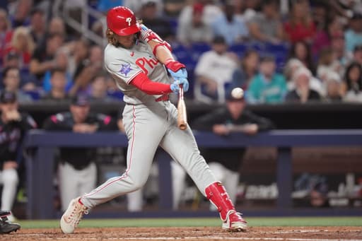Wheeler throws 6 strong innings, Stott homers to help Phillies beat Marlins 6-5