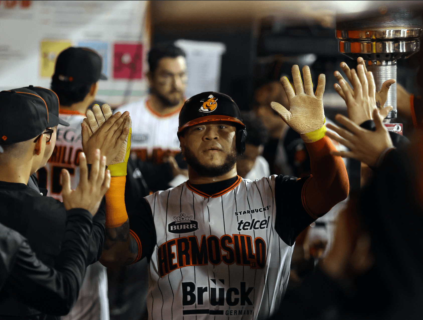 LAMP: Naranjeros de Hermosillo Drub Mazatlan 9-2, Move Into Tie For First In Second Half