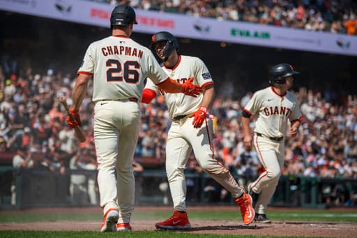 Adames hits 2-run single with two outs in the 11th inning, Giants win home opener over Mariners 10-9