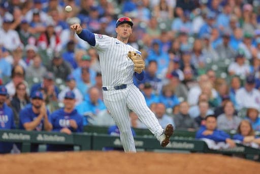 Chicago Cubs' Alex Bregman throws to first base for an out during the ninth inning of a baseball game against the Pittsburgh Pirates, Sunday, Sept. 13, 2026, in Chicago. (AP Photo/Melissa Tamez) (AP Photo/Melissa Tamez)