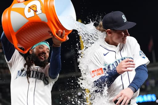 Colt Emerson homers for 1st career hit as Mariners beat White Sox 6-1 behind Woo