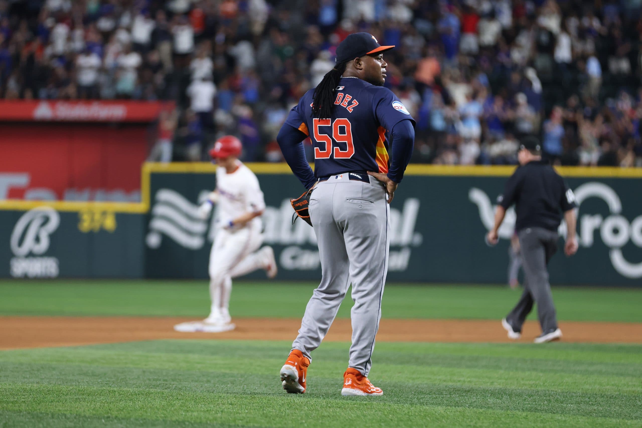 Framber Valdez of Astros Loses No-hitter With 2 outs in the 9th on HR from Rangers’ Seager